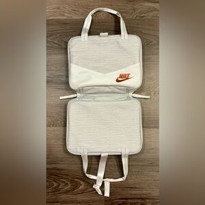 Nike Futura Lunchbox